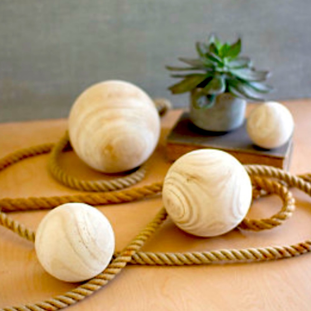 Set of 4 Natural Wooden Spheres